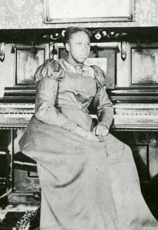 Black and white image of Mabel Webb Van Dyke